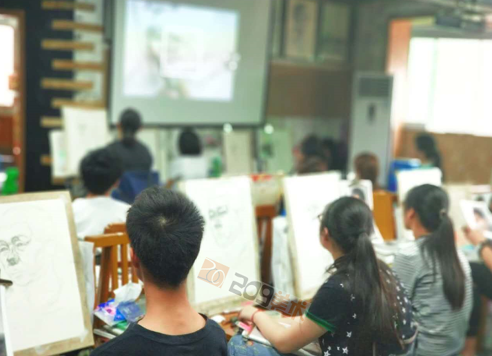 美術培訓.png